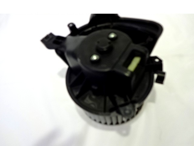 VENTILATOR  KABINE  OEM N. 5.D33.301.0.0 ORIGINAL REZERVNI DEL FIAT GRANDE PUNTO 199 (2005 - 2012) BENZINA LETNIK 2006