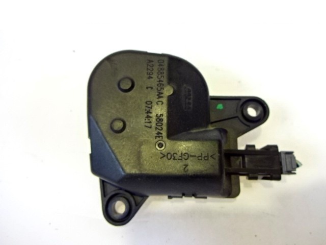 MOTORCEK OGREVANJA OEM N. 04885465AA ORIGINAL REZERVNI DEL CHRYSLER VOYAGER/GRAN VOYAGER RG RS MK4 (2001 - 2007) DIESEL LETNIK 2005