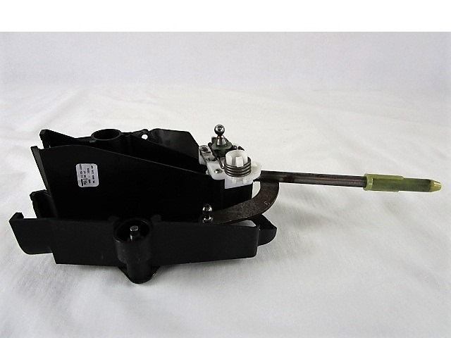 MEHANIZEM VZVODA ROCNEGA MENJALNIKA OEM N. 9688833580 ORIGINAL REZERVNI DEL CITROEN C3 PICASSO MK1 (2009 - 2012) BENZINA LETNIK 2009
