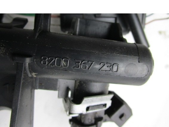 INJEKTORJI/BENCIN OEM N. 8200367230 ORIGINAL REZERVNI DEL RENAULT CLIO BH KH MK4 (2012 - 2019)BENZINA LETNIK 2013