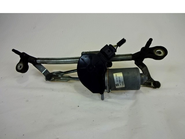 MOTORCEK PREDNJIH BRISALCEV OEM N. 405.067 13182340 ORIGINAL REZERVNI DEL OPEL CORSA D S07 (2006 - 2011) BENZINA LETNIK 2010