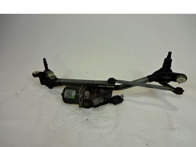 MOTORCEK PREDNJIH BRISALCEV OEM N. W000000279 288000001R ORIGINAL REZERVNI DEL RENAULT MEGANE MK3 BZ0/1 B3 DZ0/1 KZ0/1 BER/SPORTOUR/ESTATE (2009 - 2015) DIESEL LETNIK 2009