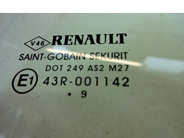 ZADNJA LEVA STEKLO OEM N. 823010007R ORIGINAL REZERVNI DEL RENAULT MEGANE MK3 BZ0/1 B3 DZ0/1 KZ0/1 BER/SPORTOUR/ESTATE (2009 - 2015) DIESEL LETNIK 2009