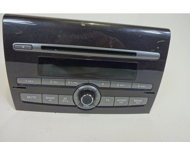 RADIO CD / OJACEVALNIK / IMETNIK HIFI OEM N. 735484417 ORIGINAL REZERVNI DEL FIAT BRAVO 198 (02/2007 - 2010) BENZINA/GPL LETNIK 2009