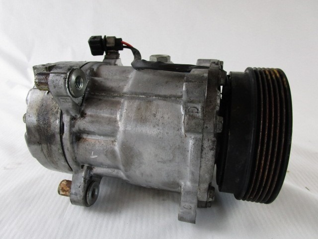 KOMPRESOR KLIME  OEM N. SD7V161273 ORIGINAL REZERVNI DEL DR 5 (2007 - 07/2014) BENZINA/GPL LETNIK 2008