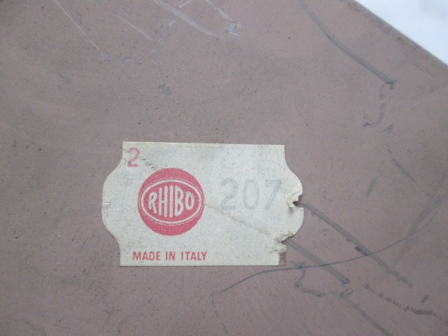 ZADNJA BOCNA STRAN OEM N.  ORIGINAL REZERVNI DEL FIAT 850 (1964 - 1971)BENZINA LETNIK 1968