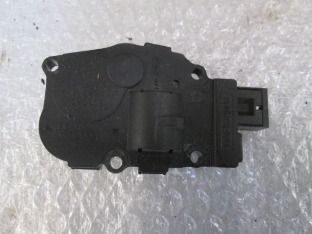 MOTORCEK OGREVANJA OEM N. EFB33024052008 ORIGINAL REZERVNI DEL AUDI A4 B8 8K2 BER/SW/CABRIO (2007 - 11/2015) DIESEL LETNIK 2008