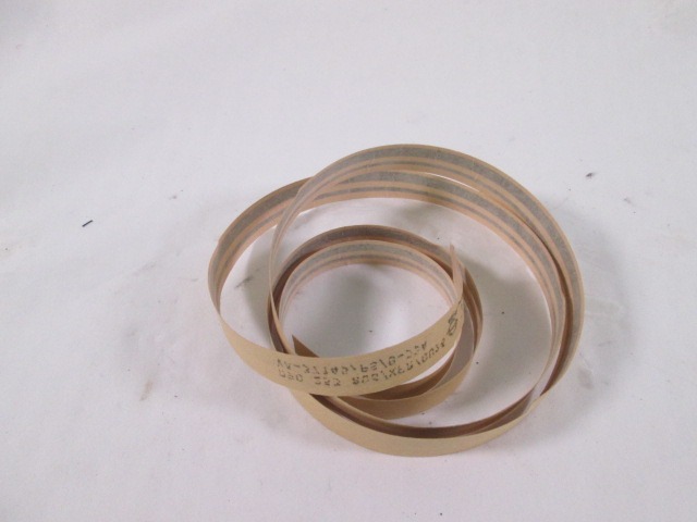 ZUNANJI PROFILI IN LETVE OEM N. 9025306 ORIGINAL REZERVNI DEL OPEL KADETT C (1973 - 1979)BENZINA LETNIK 1973