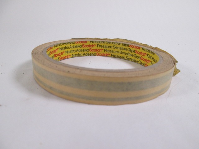 ZUNANJI PROFILI IN LETVE OEM N.  ORIGINAL REZERVNI DEL OPEL KADETT C (1973 - 1979)BENZINA LETNIK 1973