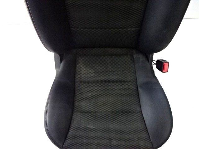 SPREDNJI DESNI SEDE? BLAGO OEM N. SEADPMBCLASBW245BR5P ORIGINAL REZERVNI DEL MERCEDES CLASSE B W245 T245 5P (2005 - 2011) DIESEL LETNIK 2011
