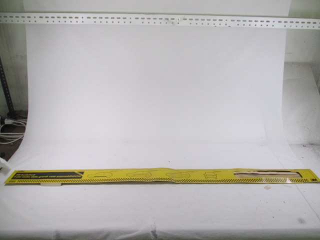 ZUNANJI PROFILI IN LETVE OEM N. 4045 ORIGINAL REZERVNI DEL FIAT UNO 146 MK1 (1983 -1989)BENZINA LETNIK 1983