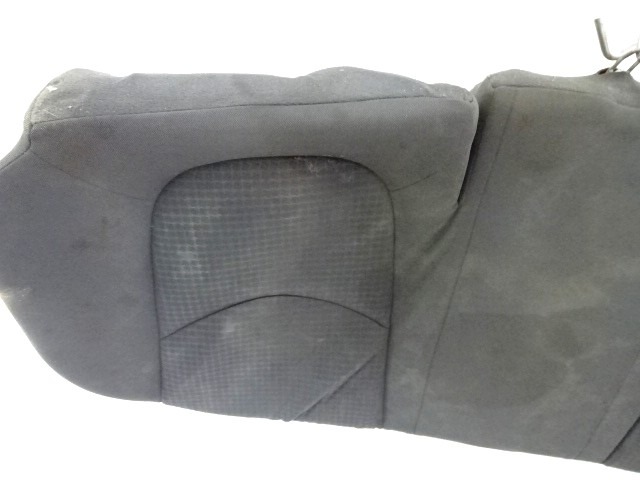 ZADNJE SEDISCE BLAGO OEM N. DIPITKISOULAMMK1SV5P ORIGINAL REZERVNI DEL KIA SOUL AM MK1 (2008 - 2013) DIESEL LETNIK 2009