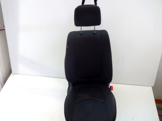 SPREDNJI DESNI SEDE? BLAGO OEM N. SEADTKISOULAMMK1SV5P ORIGINAL REZERVNI DEL KIA SOUL AM MK1 (2008 - 2013) DIESEL LETNIK 2009