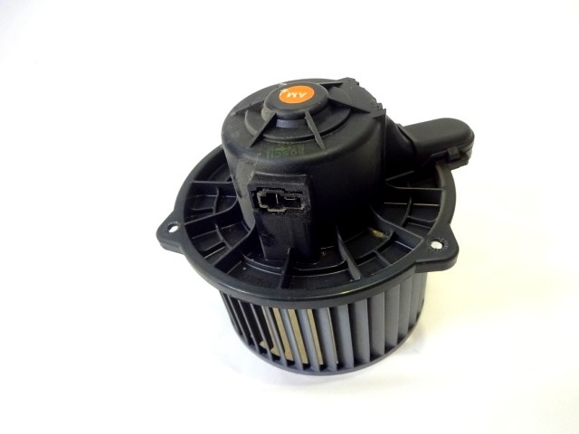 VENTILATOR  KABINE  OEM N. F00S330024 ORIGINAL REZERVNI DEL KIA SOUL AM MK1 (2008 - 2013) DIESEL LETNIK 2009