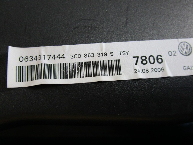 NASLON ZA ROKE/SREDINSKA KONZOLA OEM N. 3C0864207 ORIGINAL REZERVNI DEL VOLKSWAGEN PASSAT B6 3C2 3C5 BER/SW (2005 - 09/2010)  DIESEL LETNIK 2007