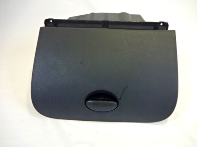 PREDAL ZA DOKUMENTE OEM N. 9632612977 ORIGINAL REZERVNI DEL CITROEN C5 DC DE MK1 SW (2000 - 2004) DIESEL LETNIK 2007