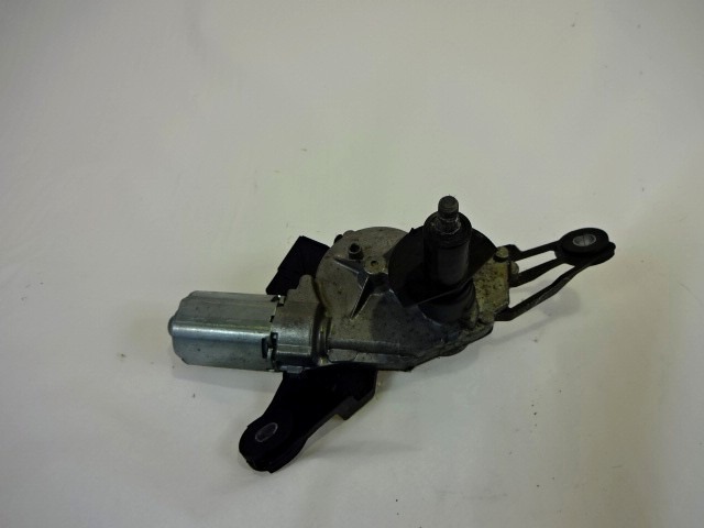 MOTORCEK ZADNJEGA BRISALCA OEM N. 0390201861 85130-0D020-F ORIGINAL REZERVNI DEL TOYOTA YARIS P9 MK2 (01/2006 - 2009) BENZINA LETNIK 2008