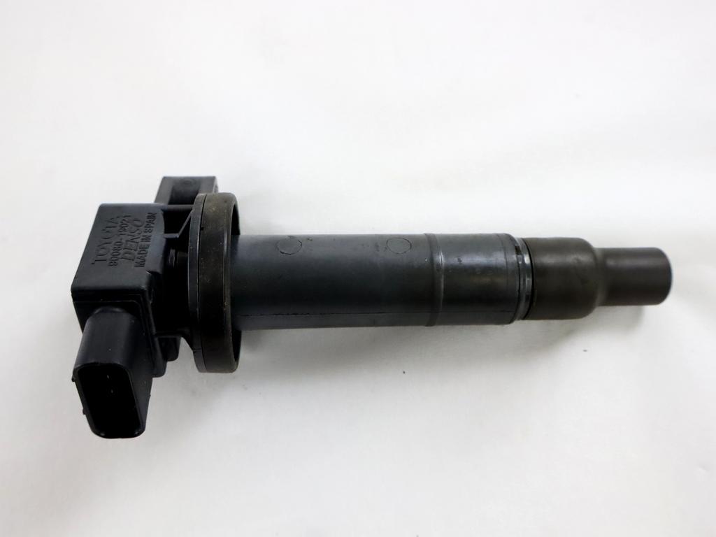VZIGALNE TULJAVE OEM N. 90080-19021 ORIGINAL REZERVNI DEL TOYOTA YARIS P9 MK2 (01/2006 - 2009) BENZINA LETNIK 2008