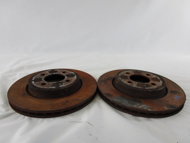SPREDNJI ZAVORNI DISKI OEM N. 34111502891 ORIGINAL REZERVNI DEL MINI ONE / COOPER / COOPER S R50 R52 R53 (2001-2006) DIESEL LETNIK 2005