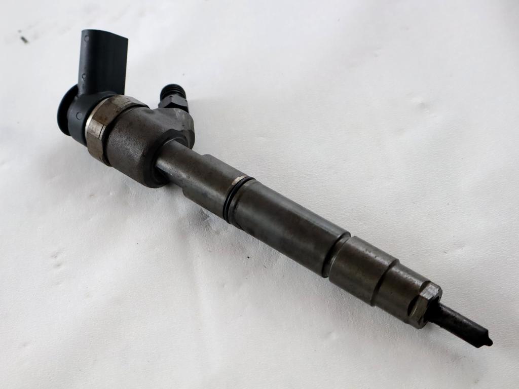 INJEKTORJI DIESEL OEM N. A6400700787 ORIGINAL REZERVNI DEL MERCEDES CLASSE B W245 T245 5P (2005 - 2011) DIESEL LETNIK 2006
