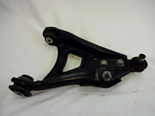 SPREDNJA DESNA ROKA  OEM N. 8200942420 ORIGINAL REZERVNI DEL RENAULT KANGOO KC0/1 MK1 (1998 - 2003) BENZINA LETNIK 2002