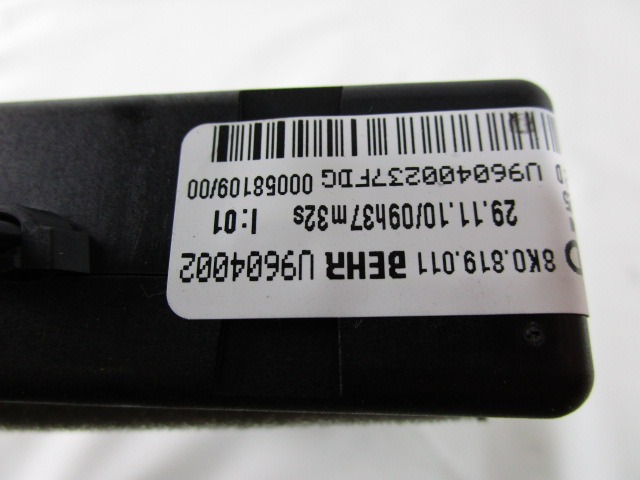 HLADILNIK ZA GRETJE OEM N. 8K0819011 ORIGINAL REZERVNI DEL AUDI A4 B8 8K2 BER/SW/CABRIO (2007 - 11/2015) DIESEL LETNIK 2011