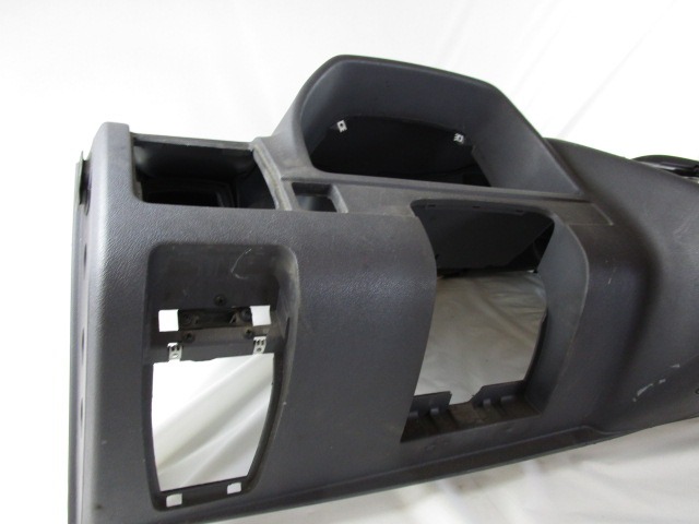 ARMATURNA PLOSCA OEM N. A63868091877C52 ORIGINAL REZERVNI DEL MERCEDES CLASSE V / VITO W638 (01/1999 - 12/2003) DIESEL LETNIK 2001