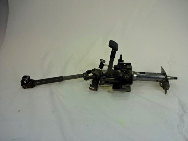 VOLANSKI DROG OEM N. 26117975 48200-79J60 ORIGINAL REZERVNI DEL SUZUKI SX4 EY GY (2006 - 2010) DIESEL LETNIK 2009