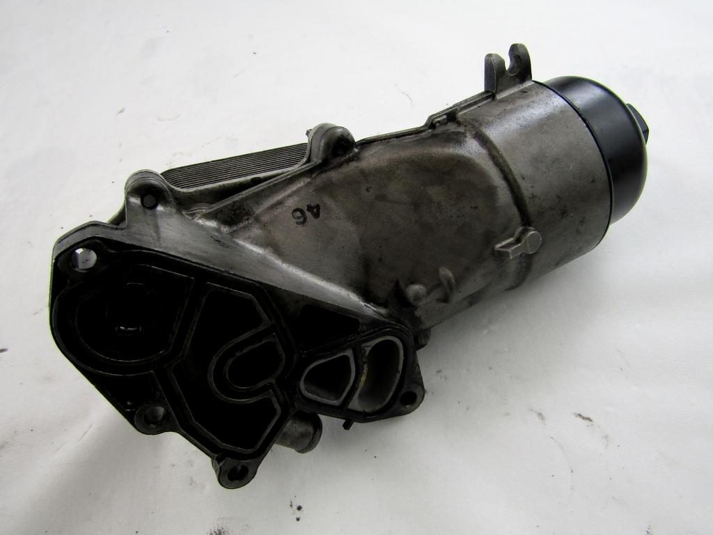 TOPLOTNI IZMENJEVALNIK/FILTER OLJA  OEM N. 9656969980 ORIGINAL REZERVNI DEL SUZUKI SX4 EY GY (2006 - 2010) DIESEL LETNIK 2009