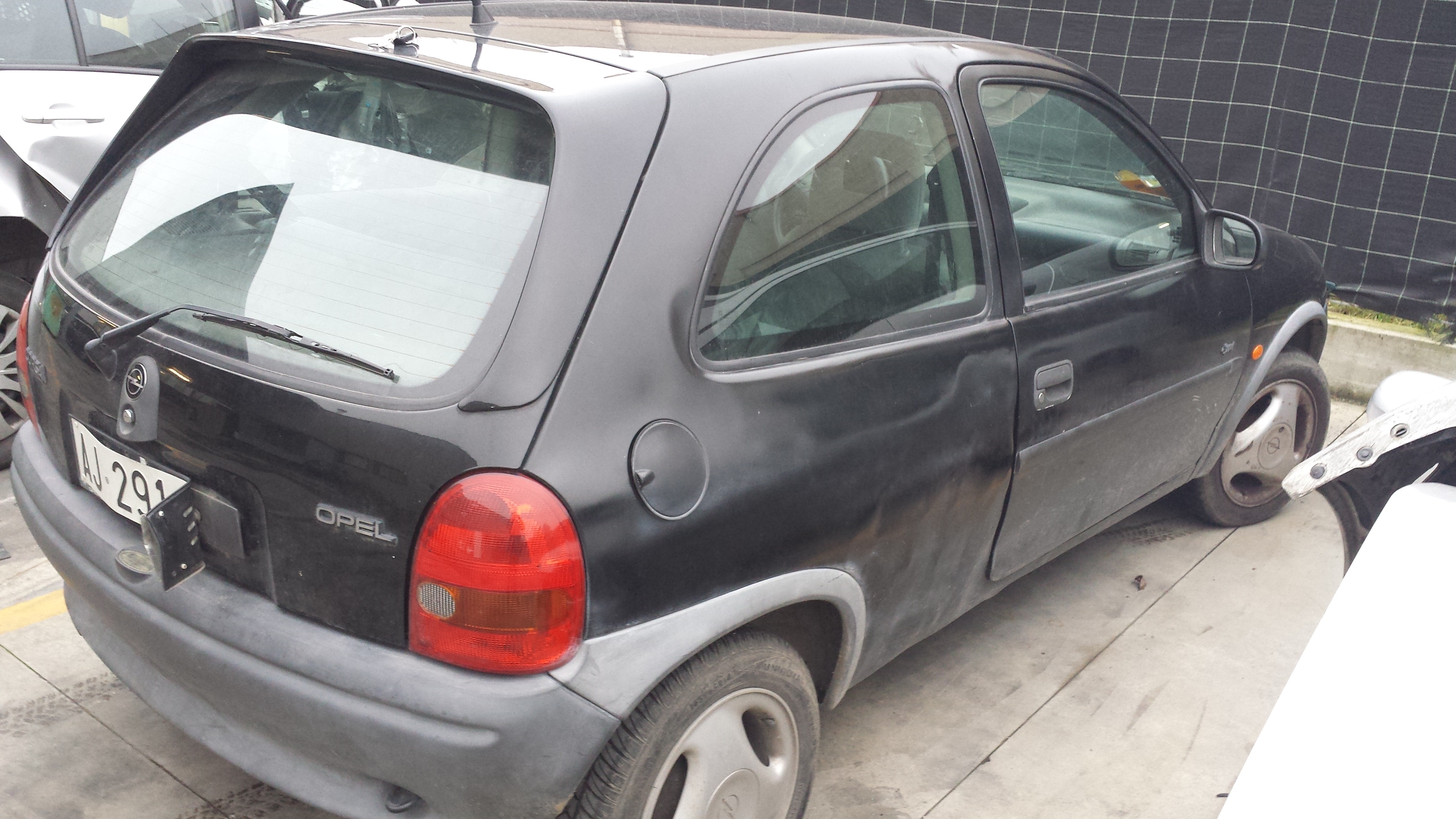 OPEL CORSA B 1.2 B 33KW 5M 3P (1995) RICAMBIO USATO 