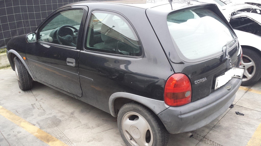 OPEL CORSA B 1.2 B 33KW 5M 3P (1995) RICAMBIO USATO 