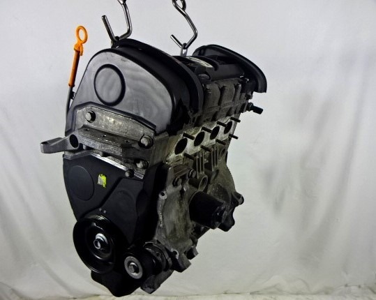 MOTOR OEM N. BUD ORIGINAL REZERVNI DEL VOLKSWAGEN POLO 9N R (2005 - 10/2009) BENZINA LETNIK 2007