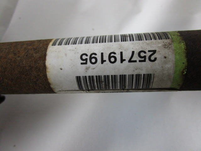 DESNA SPREDNJA POGONSKA GRED  OEM N. 25719195 ORIGINAL REZERVNI DEL CADILLAC SRX (2004 - 2009) BENZINA LETNIK 2005