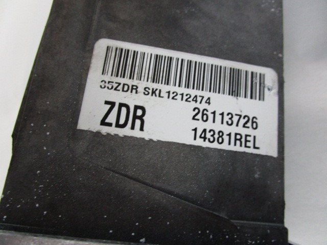 VOLANSKI DROG OEM N. 26113726 ORIGINAL REZERVNI DEL CADILLAC SRX (2004 - 2009) BENZINA LETNIK 2005