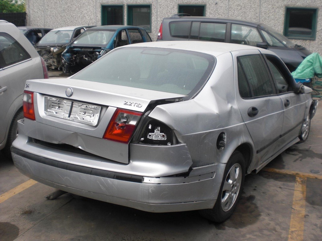 SAAB 9-5 2.2 D 88KW AUT 4P (2003) RICAMBI IN MAGAZZINO 