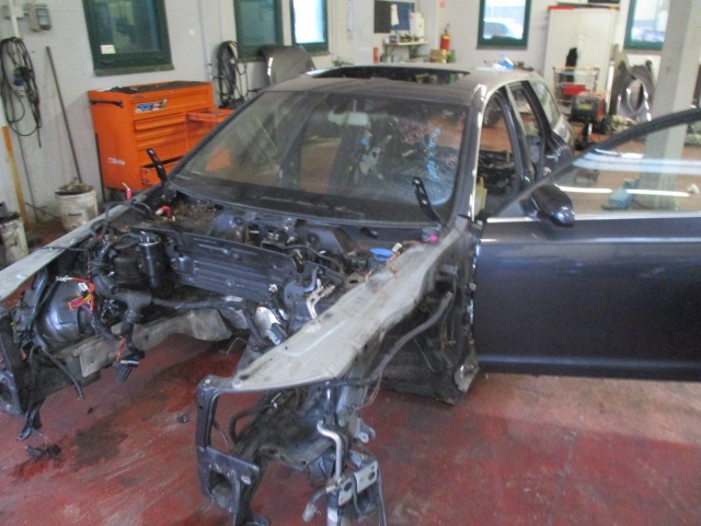 AUDI A6 SW 3.0 D 4X4 165KW 5P AUT (2005) RICAMBIO USATO 