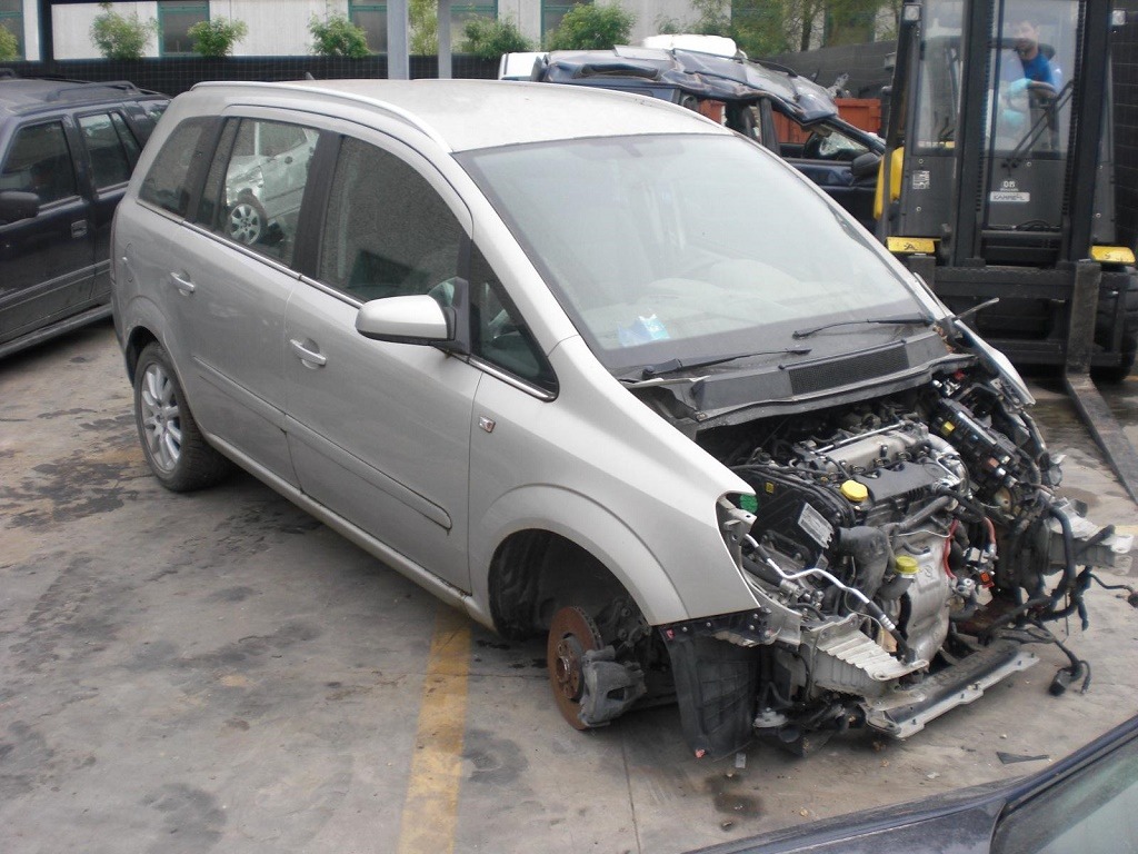 OPEL ZAFIRA B 1.9 D 88KW 6M 5P (2007) RICAMBI IN MAGAZZINO