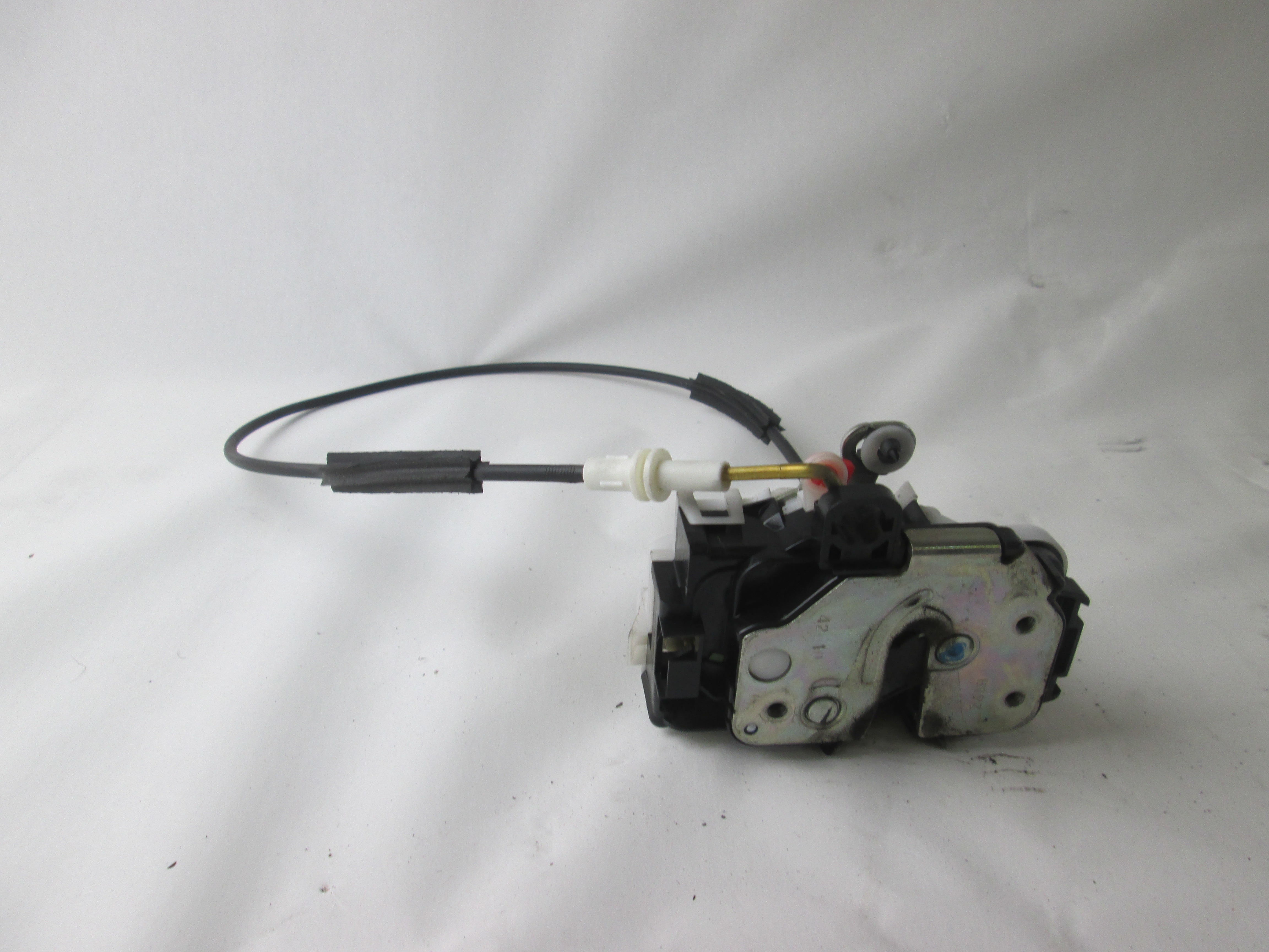 CENTRALNO ZAKLEPANJE PREDNIH LEVIH VRAT OEM N. 51827413 ORIGINAL REZERVNI DEL FIAT 500 CINQUECENTO 312 MK3 (2007 - 2015) DIESEL LETNIK 2007