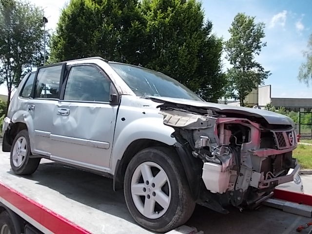 NISSAN X-TRAIL T30 2.2 D 4X4 100KW 6M 5P (2005) RICAMBIO USATO 