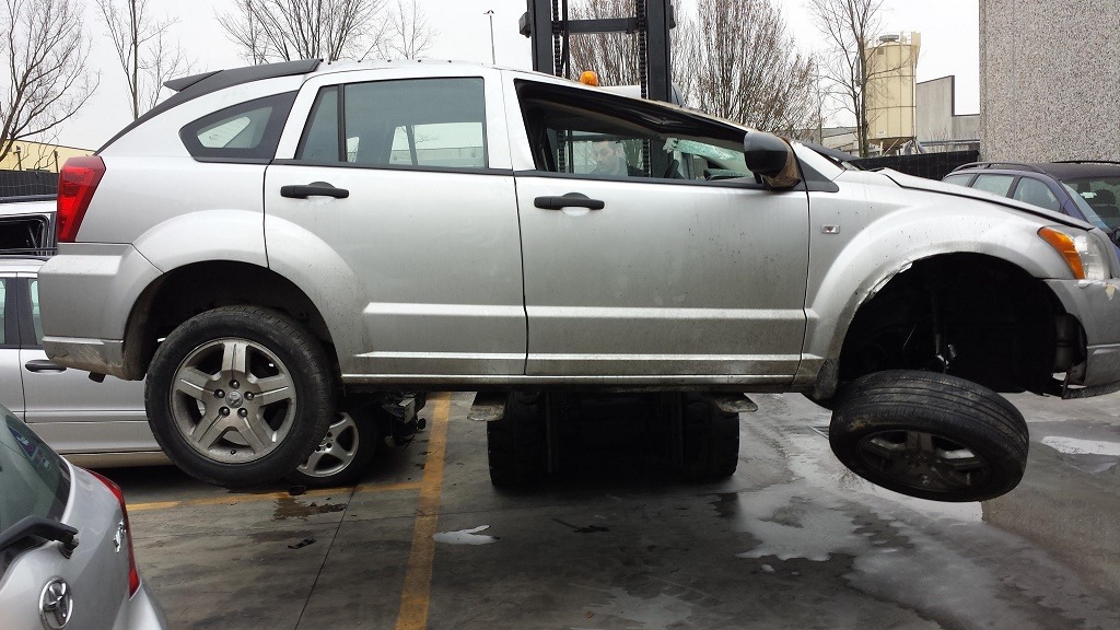 DODGE CALIBER 2.0 D 103KW 6M 5P (2006) RICAMBIO USATO 