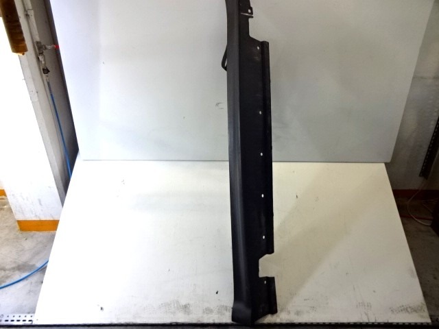 OKRASNA LETEV PRAGA  OEM N. 51711491057 ORIGINAL REZERVNI DEL MINI ONE / COOPER / COOPER S R50 R52 R53 (2001-2006) DIESEL LETNIK 2004