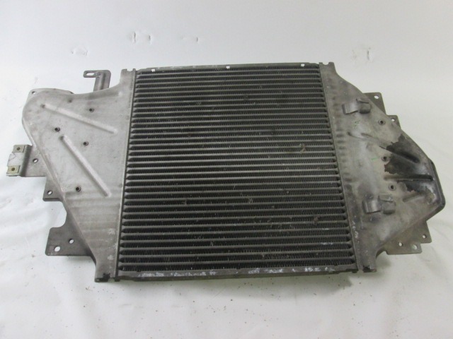 HLADILNIK INTERCOOLER OEM N. 7700436091/E ORIGINAL REZERVNI DEL RENAULT CLIO BB CB MK2 R / CLIO STORIA (05/2001 - 2012) DIESEL LETNIK 2003