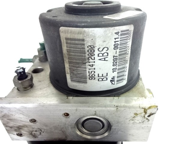 ABS AGREGAT S PUMPO OEM N. 9651412080 ORIGINAL REZERVNI DEL CITROEN C3 / PLURIEL MK1 (2002 - 09/2005) DIESEL LETNIK 2004