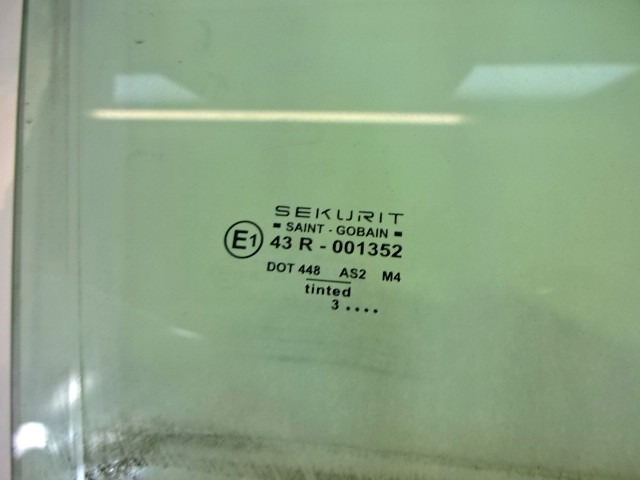 STEKLO SPREDNJIH DESNIH VRAT OEM N. C2S5435 ORIGINAL REZERVNI DEL JAGUAR X-TYPE X400 MK1 BER/SW (2001-2005) DIESEL LETNIK 2003