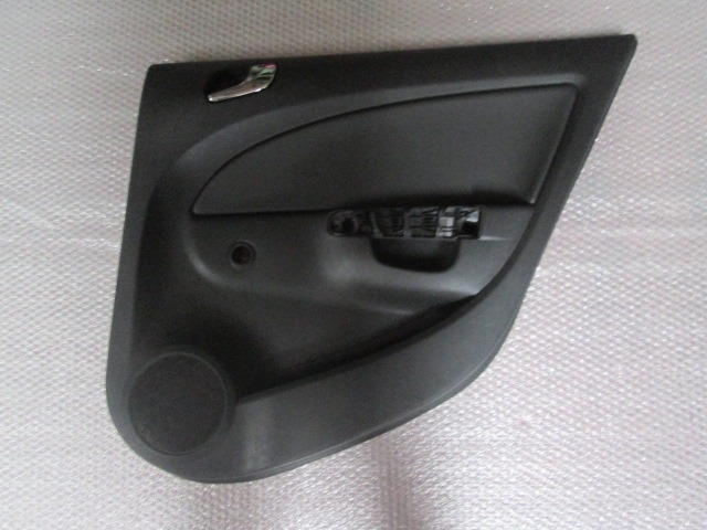 VRATNI PANEL OEM N. PNPDPOPCORSADS07RBR5P ORIGINAL REZERVNI DEL OPEL CORSA D S07 (2006 - 2011) BENZINA LETNIK 2007