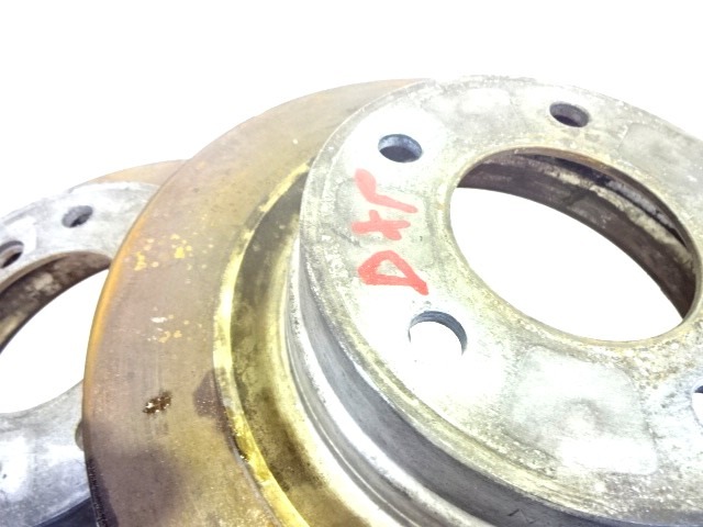 ZADNJI ZAVORNI DISKI OEM N. 34216855007 ORIGINAL REZERVNI DEL BMW SERIE 1 BER/COUPE/CABRIO E81/E82/E87/E88 LCI R (2007 - 2013) DIESEL LETNIK 2010