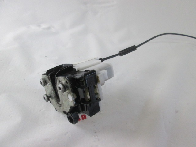 ZAKLEP VRAT OEM N. 51827414 ORIGINAL REZERVNI DEL FIAT 500 CINQUECENTO 312 MK3 (2007 - 2015) DIESEL LETNIK 2007