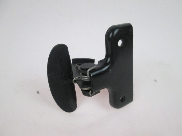 ZAKLEP POKROVA MOTORJA  OEM N. A2198800064 ORIGINAL REZERVNI DEL MERCEDES CLASSE ML W164 (2005-2008)DIESEL LETNIK