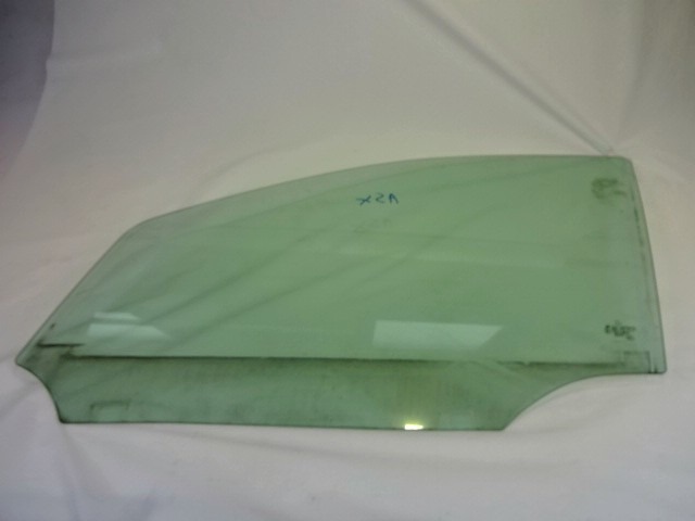 STEKLO SPREDNJIH LEVIH VRAT OEM N. A1647250910 ORIGINAL REZERVNI DEL MERCEDES CLASSE ML W164 (2005-2008)DIESEL LETNIK 2007