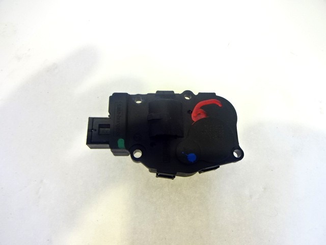 MOTORCEK OGREVANJA OEM N. 929888G ORIGINAL REZERVNI DEL MERCEDES CLASSE ML W164 (2005-2008)DIESEL LETNIK 2007